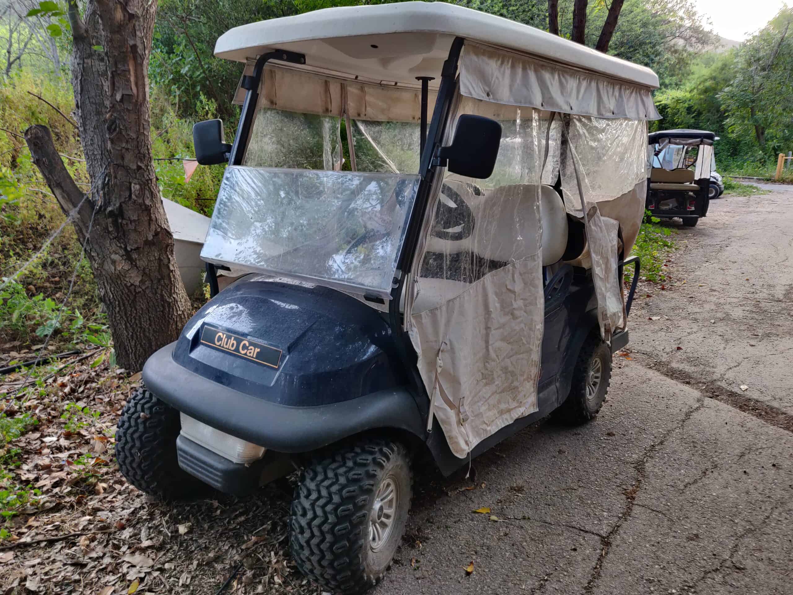 קלאב קאר מוגבה עם גלגלי שטח